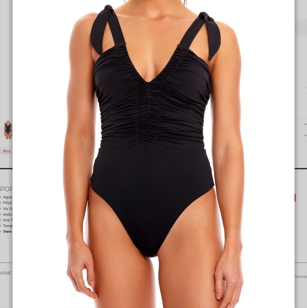 Aqua bendita Nika kezia one piece small